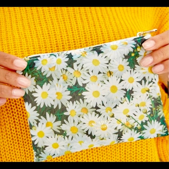 KATE SPADE ♠️ REUSABLE SHOPPING TOTE,DAISY W/POUCH - Picture 5 of 10